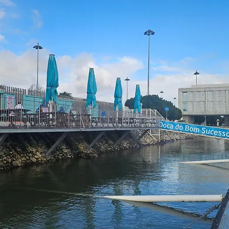 Barco Ilinx Marina Parque Nacoes Hotel na wodzie *