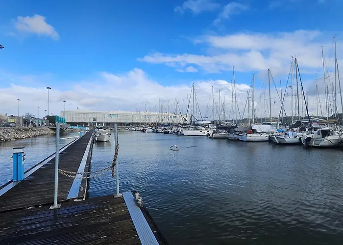 Barco Ilinx Torre De Belem Hotel na wodzie Lizbona